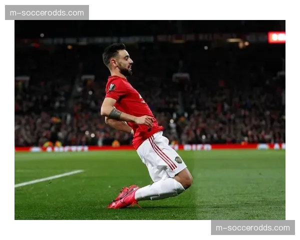 奥斯梅恩伤愈后射门转化率波动，那不勒斯锋线效率面临考验